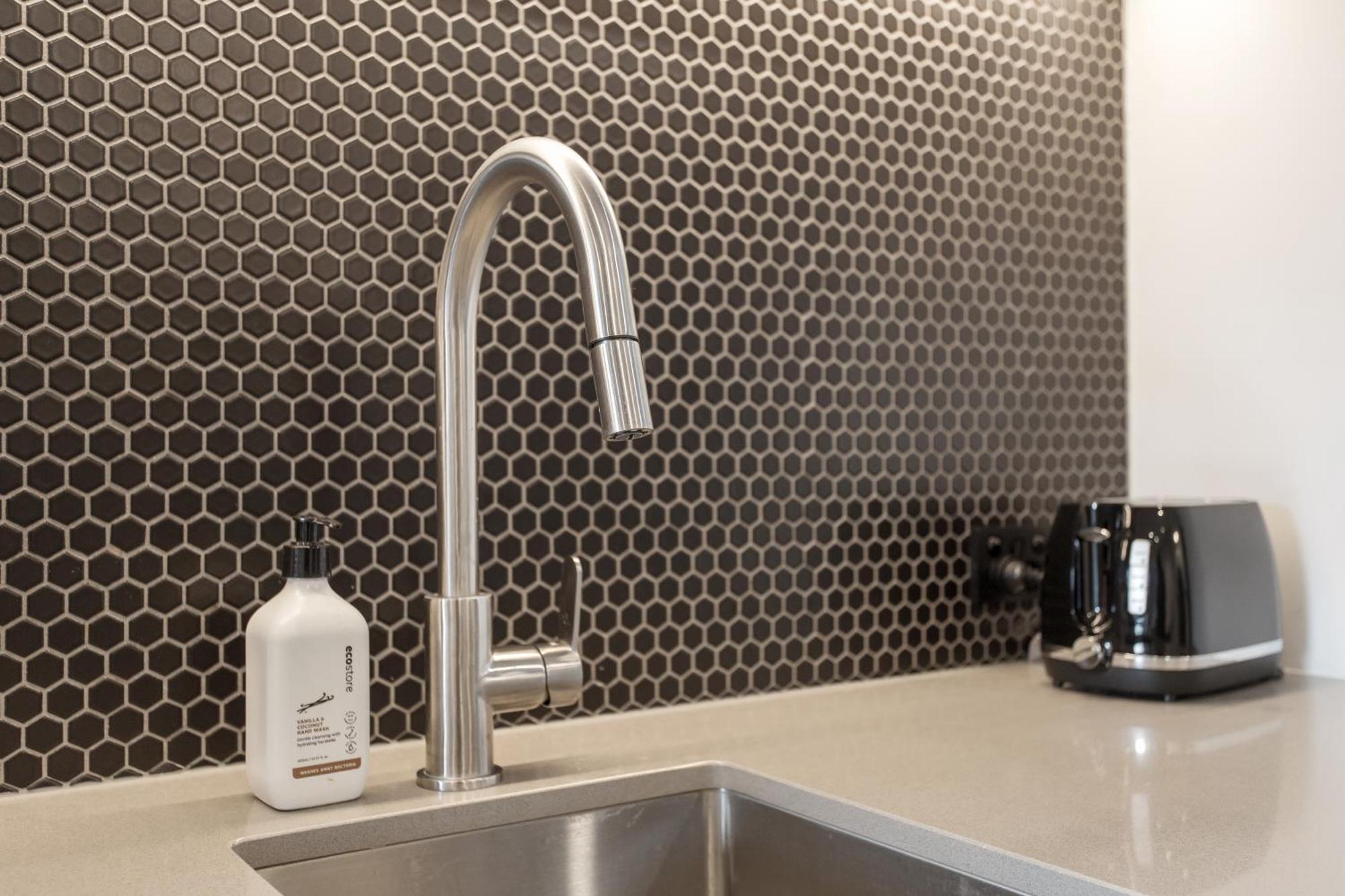 Spring Special Cbd Free Parking Apartment Christchurch Luaran gambar